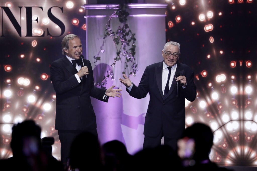 amfAR Gala Cannes 2022 - Show - Gossip Stone TV - Exclusive Celebrity Shows, Fashion, and Luxury News Robert De Niro