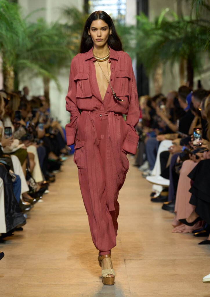 011 - Gossip Stone TV - Exclusive Celebrity Shows, Fashion, and Luxury News