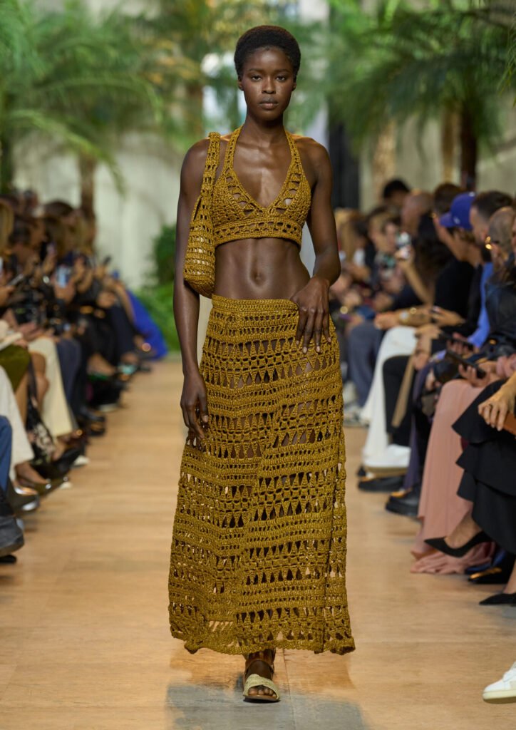 012 - Gossip Stone TV - Exclusive Celebrity Shows, Fashion, and Luxury News