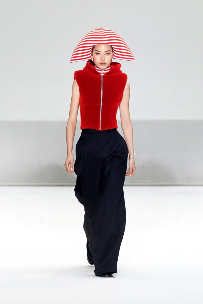 Duran_Lantink_ss25_runway_press_look03 - Gossip Stone TV - Exclusive Celebrity Shows, Fashion, and Luxury News