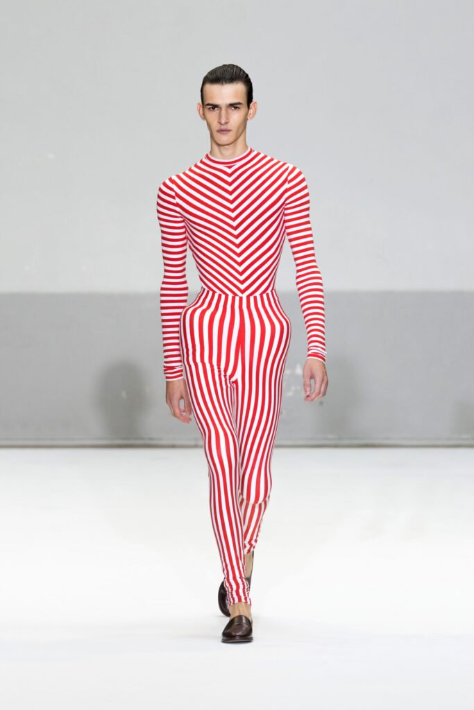 Duran_Lantink_ss25_runway_press_look09 - Gossip Stone TV - Exclusive Celebrity Shows, Fashion, and Luxury News