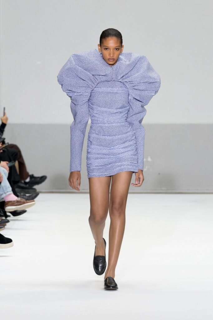 Duran_Lantink_ss25_runway_press_look25 - Gossip Stone TV - Exclusive Celebrity Shows, Fashion, and Luxury News
