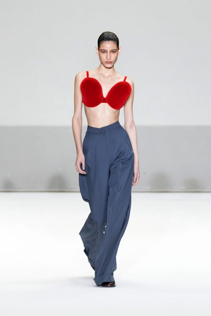 Duran_Lantink_ss25_runway_press_look31 - Gossip Stone TV - Exclusive Celebrity Shows, Fashion, and Luxury News