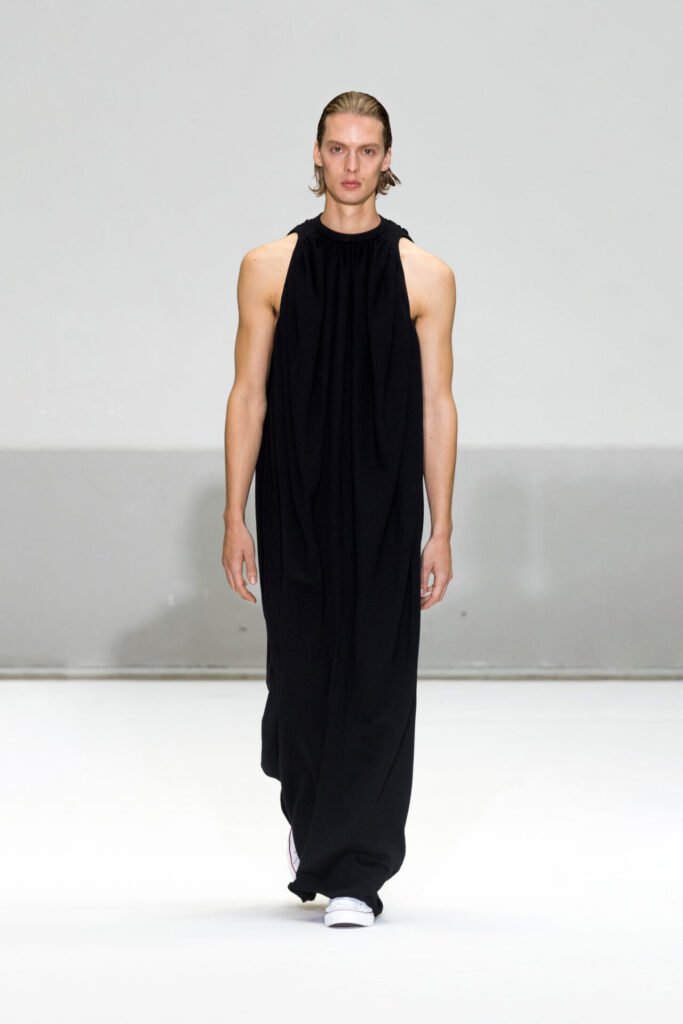 Duran_Lantink_ss25_runway_press_look37 - Gossip Stone TV - Exclusive Celebrity Shows, Fashion, and Luxury News