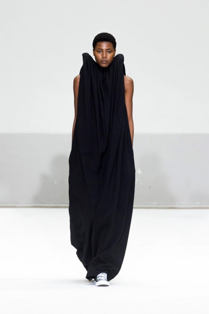 Duran_Lantink_ss25_runway_press_look39 - Gossip Stone TV - Exclusive Celebrity Shows, Fashion, and Luxury News