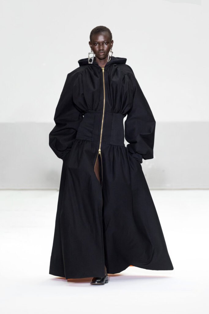 Duran_Lantink_ss25_runway_press_look41 - Gossip Stone TV - Exclusive Celebrity Shows, Fashion, and Luxury News
