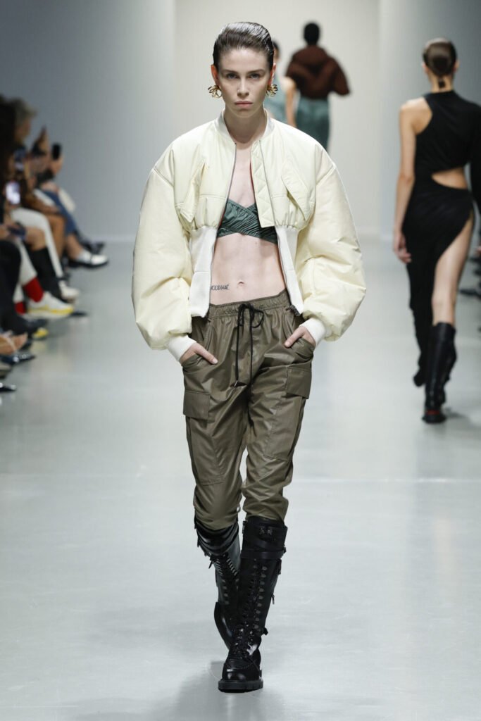 Look-08 - Gossip Stone TV - Exclusive Celebrity Shows, Fashion, and Luxury News
