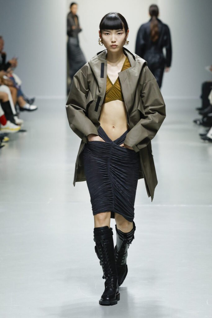 Look-14 - Gossip Stone TV - Exclusive Celebrity Shows, Fashion, and Luxury News
