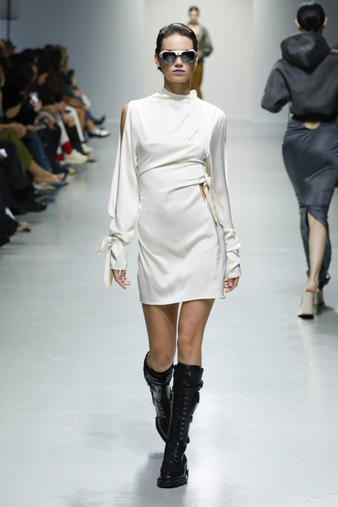 Look-16 - Gossip Stone TV - Exclusive Celebrity Shows, Fashion, and Luxury News