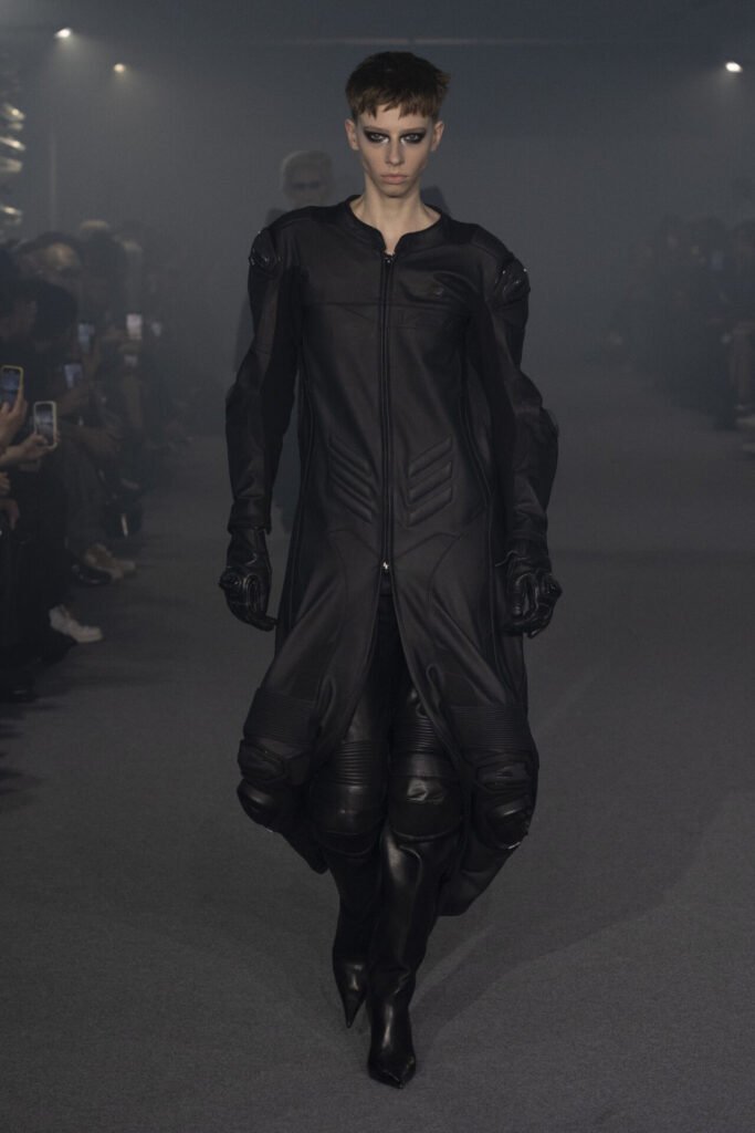 VETEMENTS_SS25_LOOK06 - Gossip Stone TV - Exclusive Celebrity Shows, Fashion, and Luxury News