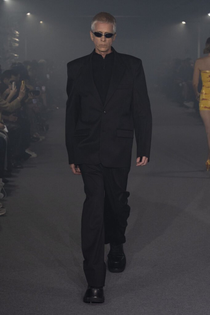 VETEMENTS_SS25_LOOK14 - Gossip Stone TV - Exclusive Celebrity Shows, Fashion, and Luxury News