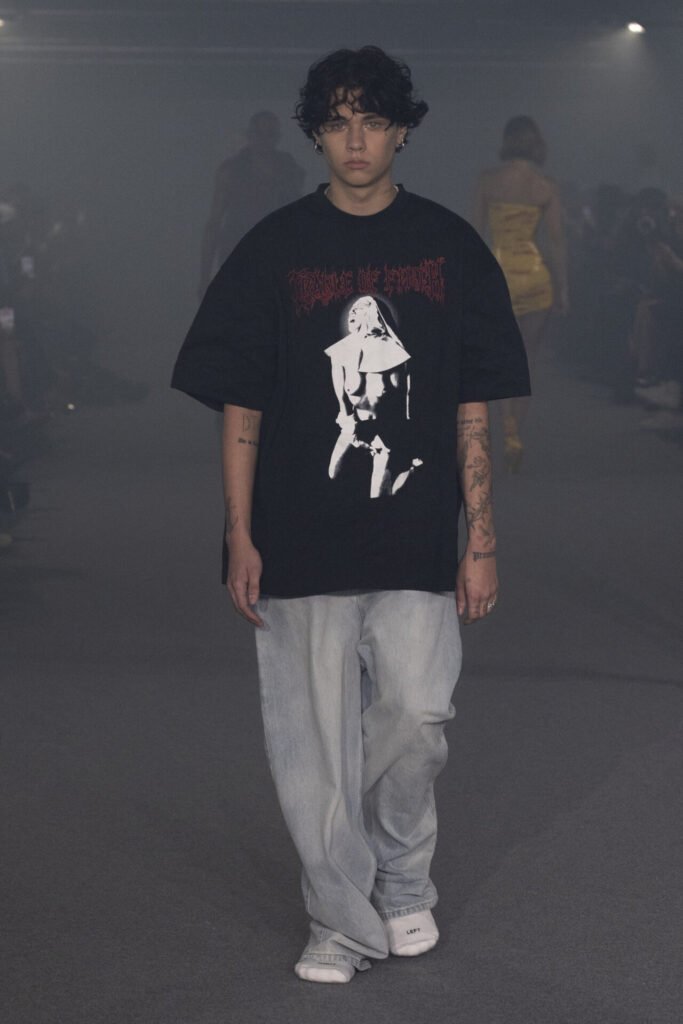 VETEMENTS_SS25_LOOK15 - Gossip Stone TV - Exclusive Celebrity Shows, Fashion, and Luxury News