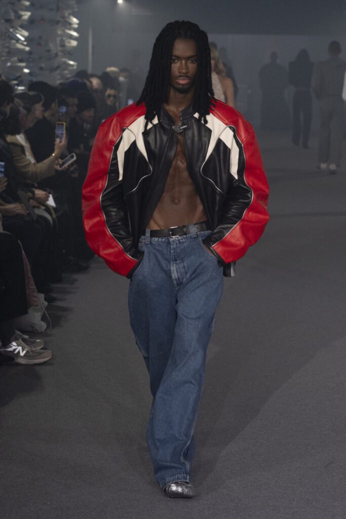 VETEMENTS_SS25_LOOK36 - Gossip Stone TV - Exclusive Celebrity Shows, Fashion, and Luxury News