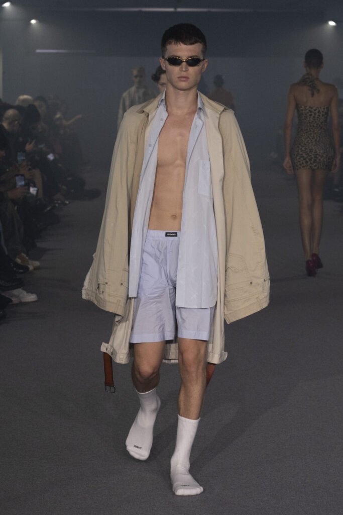 VETEMENTS_SS25_LOOK43 - Gossip Stone TV - Exclusive Celebrity Shows, Fashion, and Luxury News