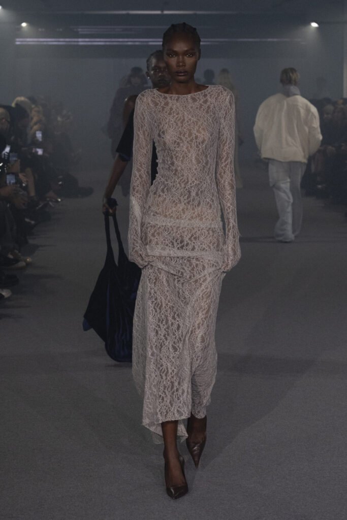 VETEMENTS_SS25_LOOK49 - Gossip Stone TV - Exclusive Celebrity Shows, Fashion, and Luxury News