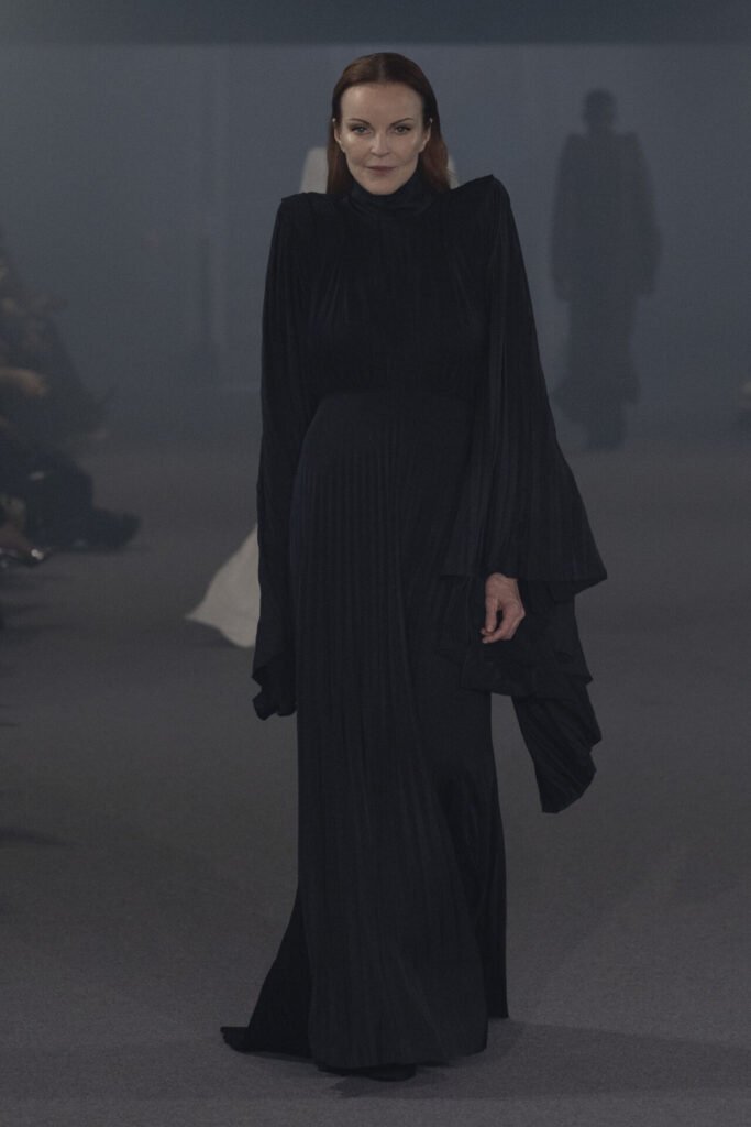 VETEMENTS_SS25_LOOK58 - Gossip Stone TV - Exclusive Celebrity Shows, Fashion, and Luxury News