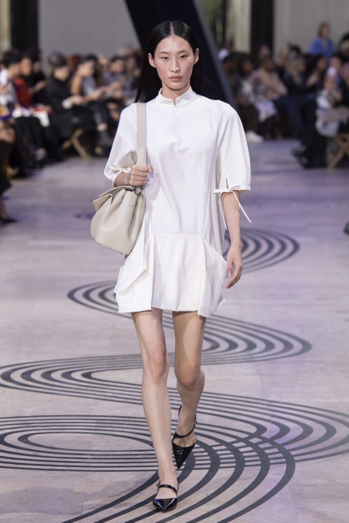 009 - Gossip Stone TV - Exclusive Celebrity Shows, Fashion, and Luxury News