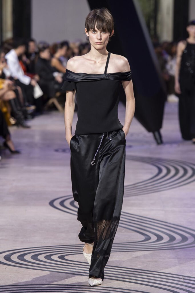 047 - Gossip Stone TV - Exclusive Celebrity Shows, Fashion, and Luxury News