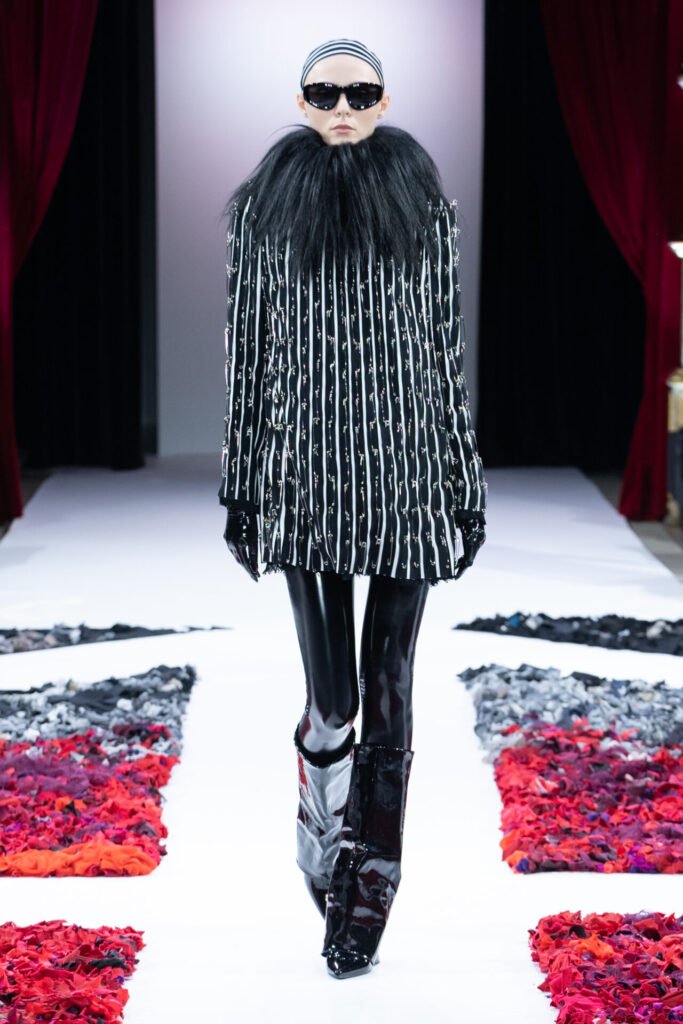 Juokas_ss25_press_look32 - Gossip Stone TV - Exclusive Celebrity Shows, Fashion, and Luxury News