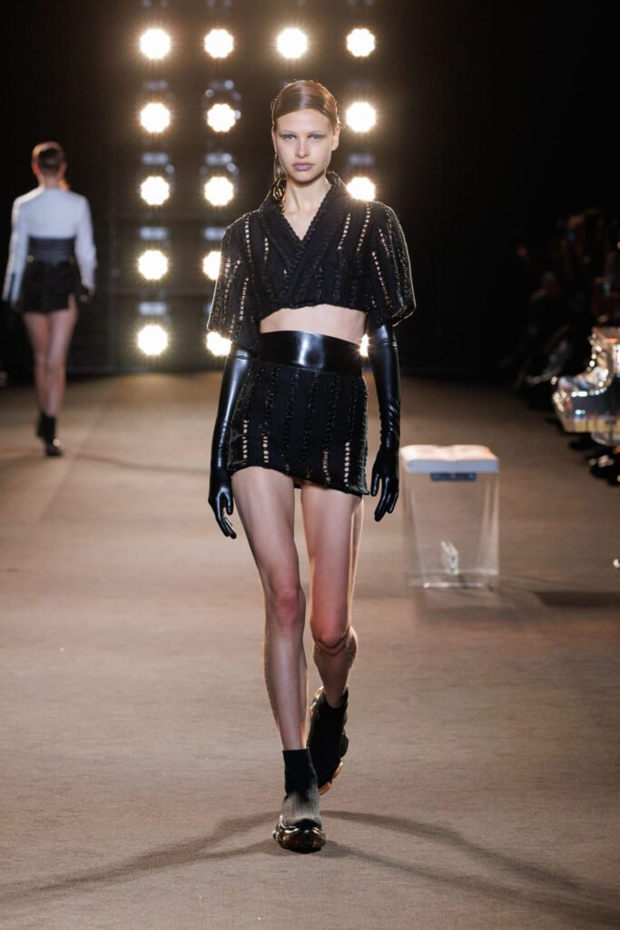 Maison Yoshiki_ss25_runway_press_look04 - Gossip Stone TV - Exclusive Celebrity Shows, Fashion, and Luxury News