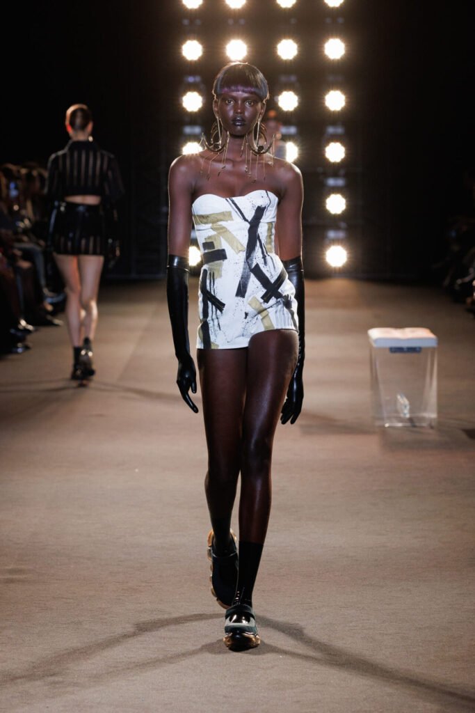 Maison Yoshiki_ss25_runway_press_look05 - Gossip Stone TV - Exclusive Celebrity Shows, Fashion, and Luxury News
