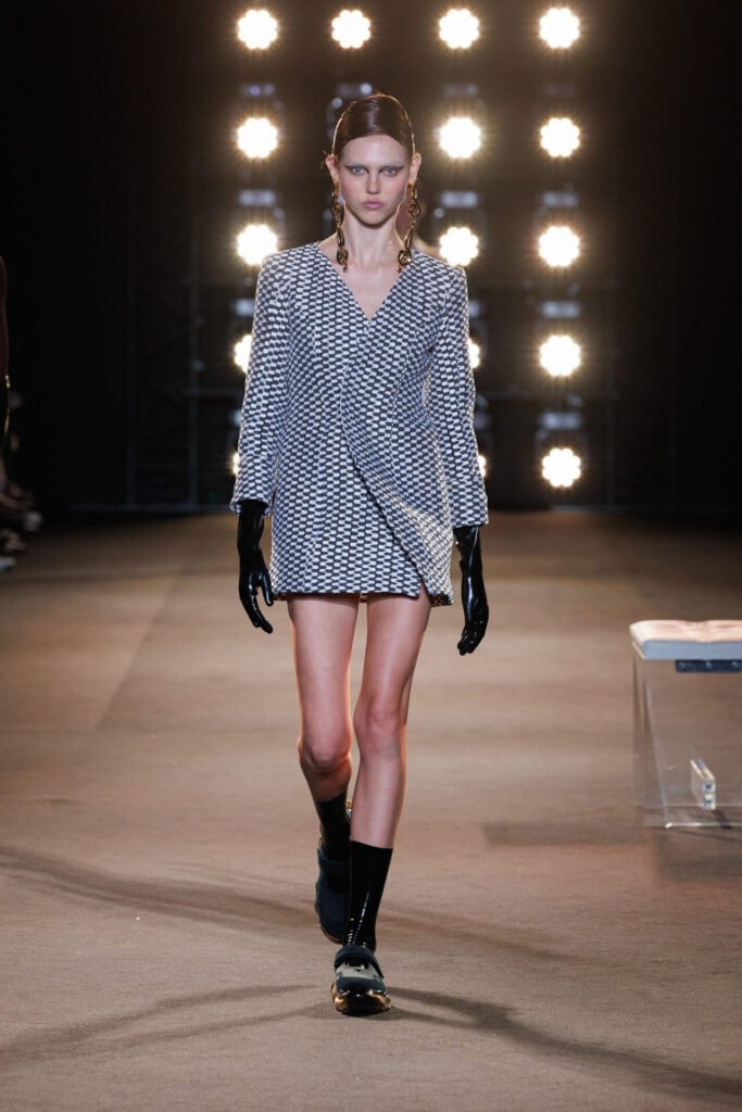 Maison Yoshiki_ss25_runway_press_look06 - Gossip Stone TV - Exclusive Celebrity Shows, Fashion, and Luxury News