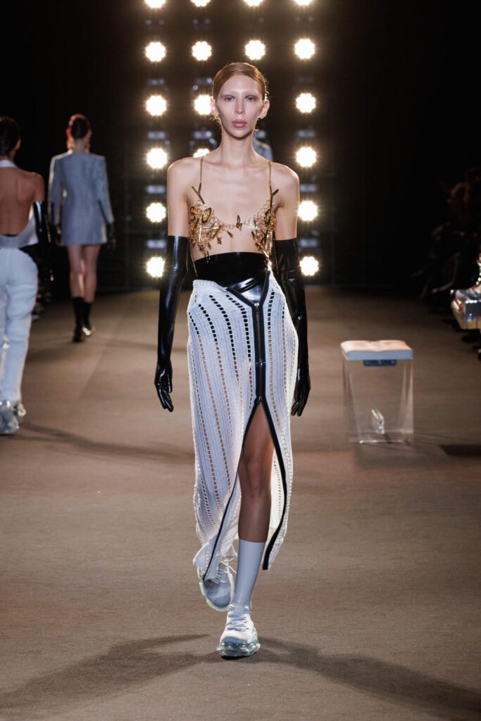 Maison Yoshiki_ss25_runway_press_look08 - Gossip Stone TV - Exclusive Celebrity Shows, Fashion, and Luxury News