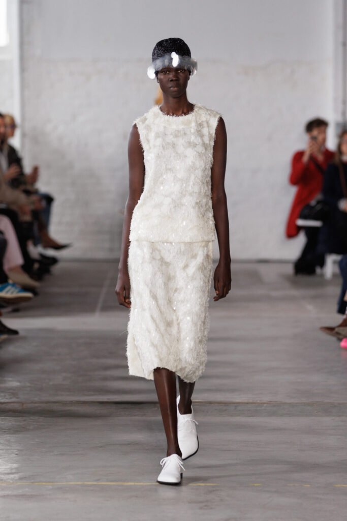 N Pasqualetti_ss25_runway_press_look05 - Gossip Stone TV - Exclusive Celebrity Shows, Fashion, and Luxury News