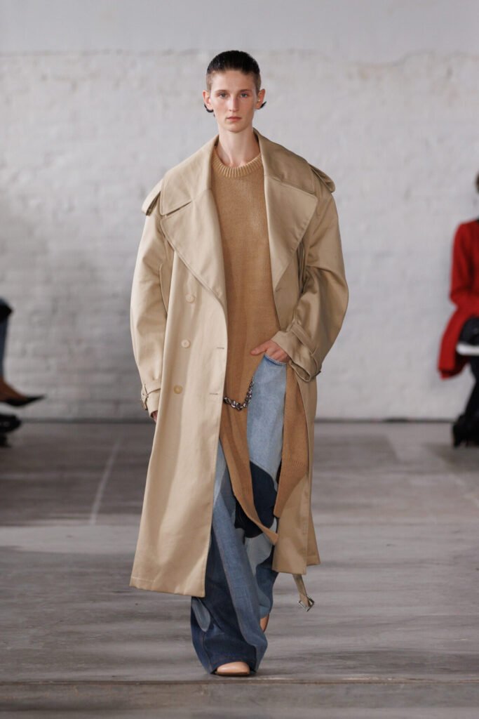 N Pasqualetti_ss25_runway_press_look08 - Gossip Stone TV - Exclusive Celebrity Shows, Fashion, and Luxury News