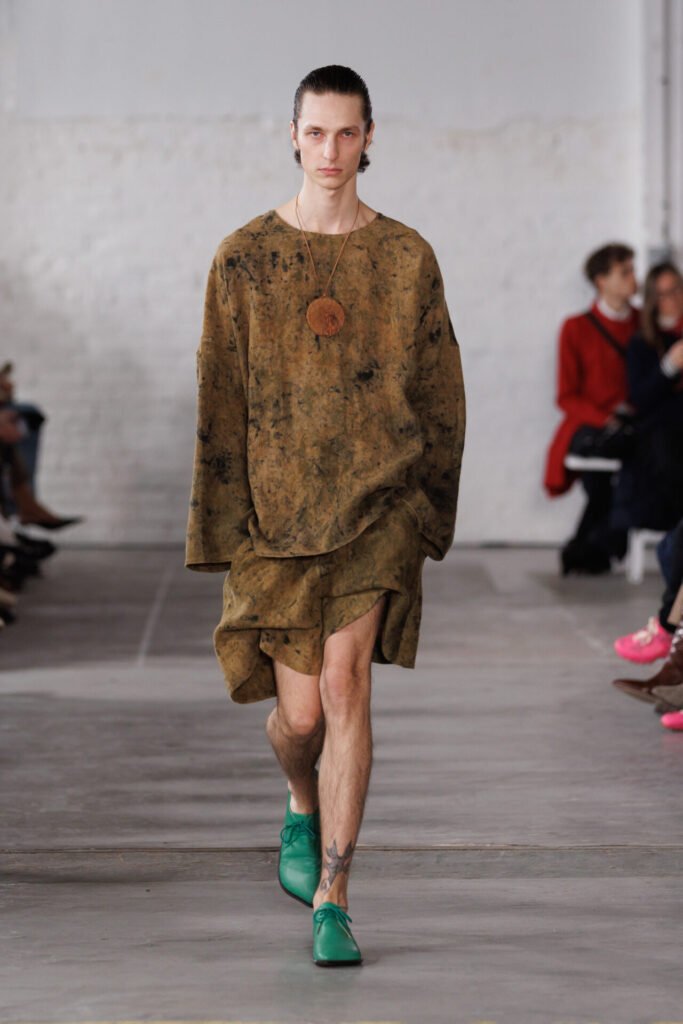 N Pasqualetti_ss25_runway_press_look09 - Gossip Stone TV - Exclusive Celebrity Shows, Fashion, and Luxury News