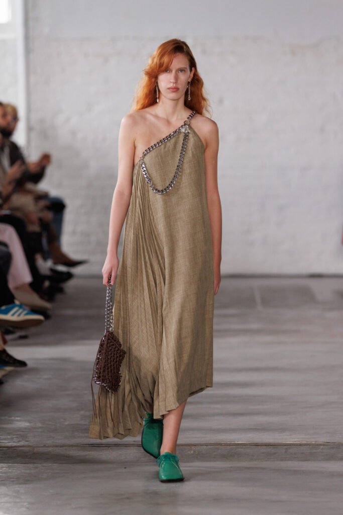 N Pasqualetti_ss25_runway_press_look12 - Gossip Stone TV - Exclusive Celebrity Shows, Fashion, and Luxury News