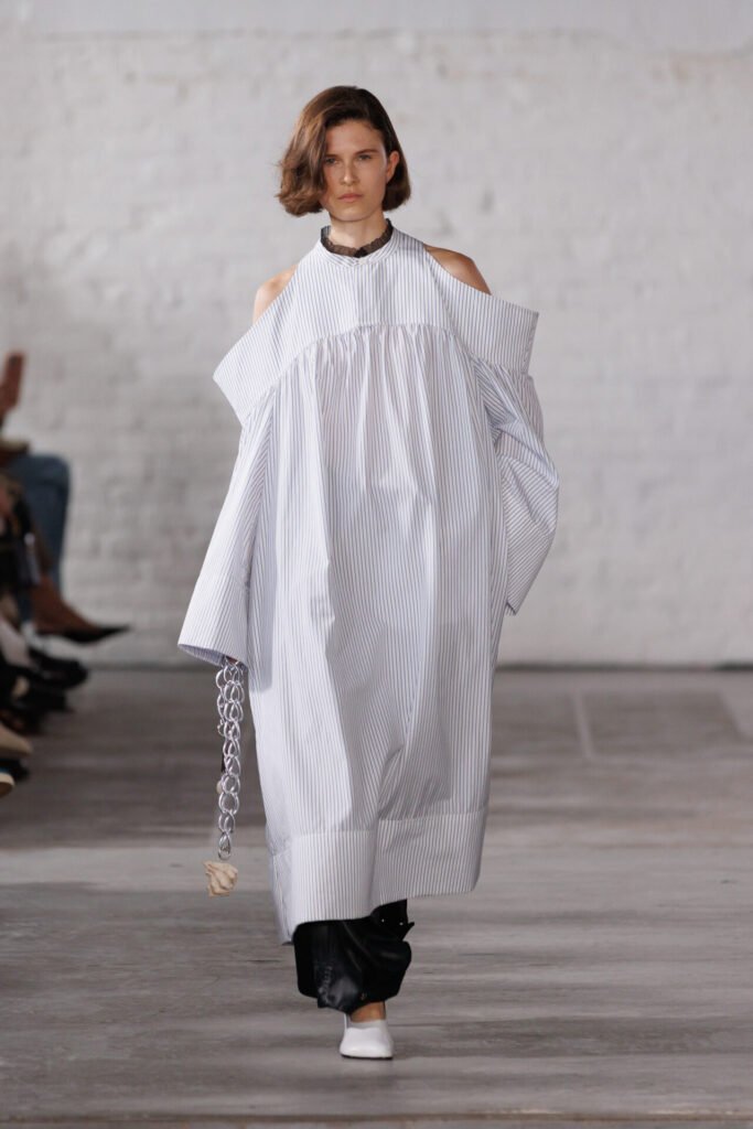 N Pasqualetti_ss25_runway_press_look17 - Gossip Stone TV - Exclusive Celebrity Shows, Fashion, and Luxury News