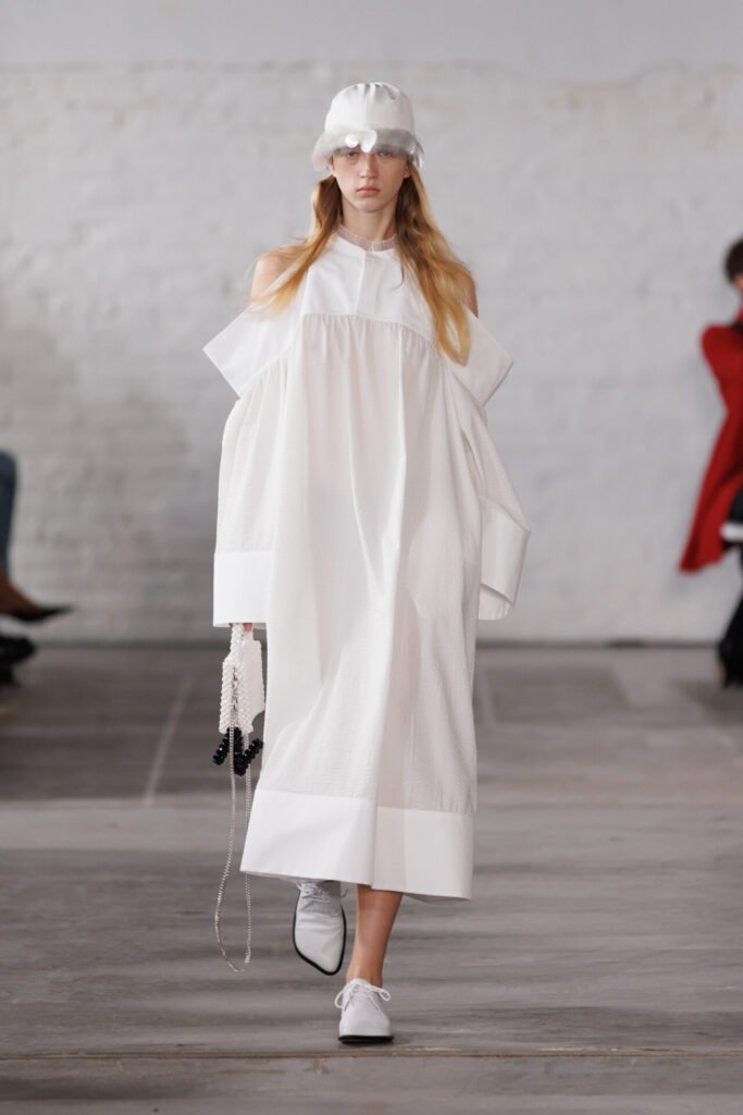 N Pasqualetti_ss25_runway_press_look20 - Gossip Stone TV - Exclusive Celebrity Shows, Fashion, and Luxury News