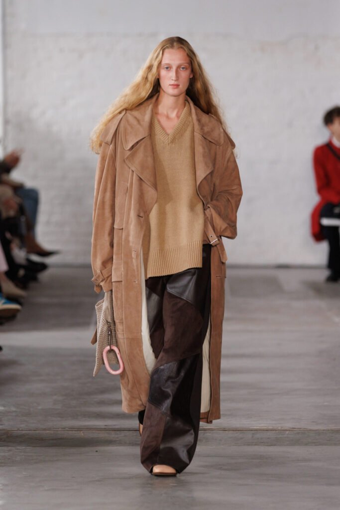 N Pasqualetti_ss25_runway_press_look26 - Gossip Stone TV - Exclusive Celebrity Shows, Fashion, and Luxury News