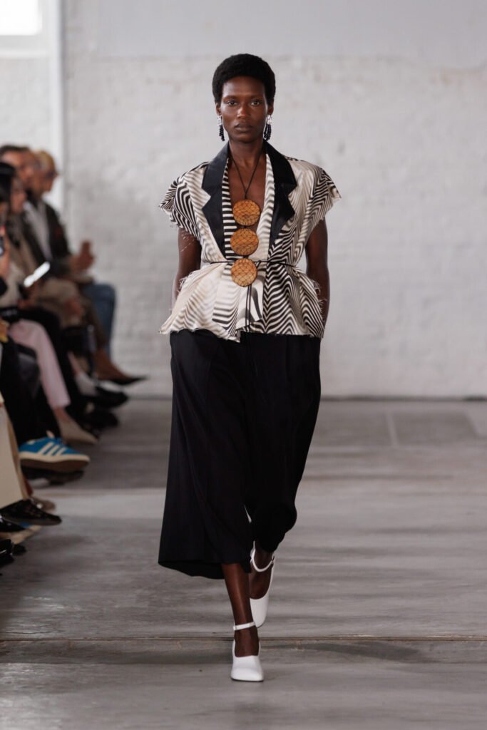 N Pasqualetti_ss25_runway_press_look29 - Gossip Stone TV - Exclusive Celebrity Shows, Fashion, and Luxury News
