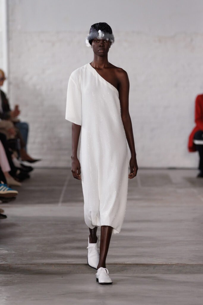 N Pasqualetti_ss25_runway_press_look31 - Gossip Stone TV - Exclusive Celebrity Shows, Fashion, and Luxury News