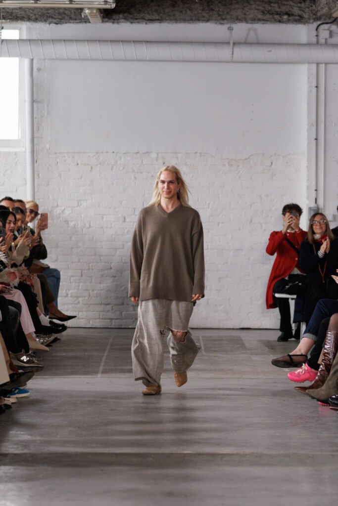 N Pasqualetti_ss25_runway_press_look33 - Gossip Stone TV - Exclusive Celebrity Shows, Fashion, and Luxury News